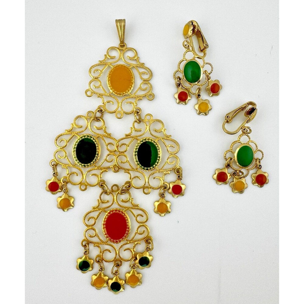 Vintage Celebrity NY Pendant Earrings Set Filigree Glass Cabochon Gold Tone